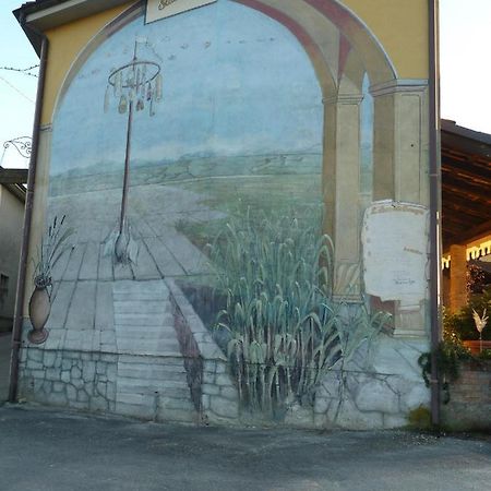 Agriturismo San Martino Castiglione Tinella Exterior foto