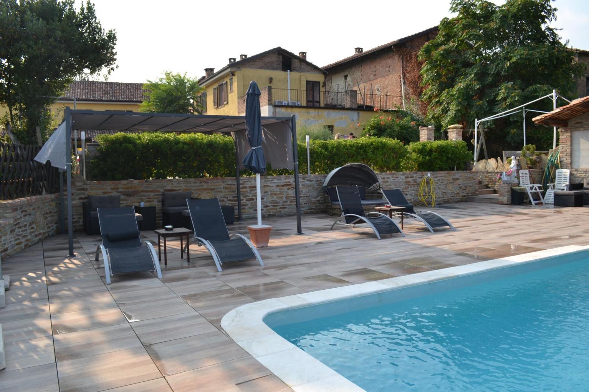 Agriturismo San Martino Castiglione Tinella Exterior foto